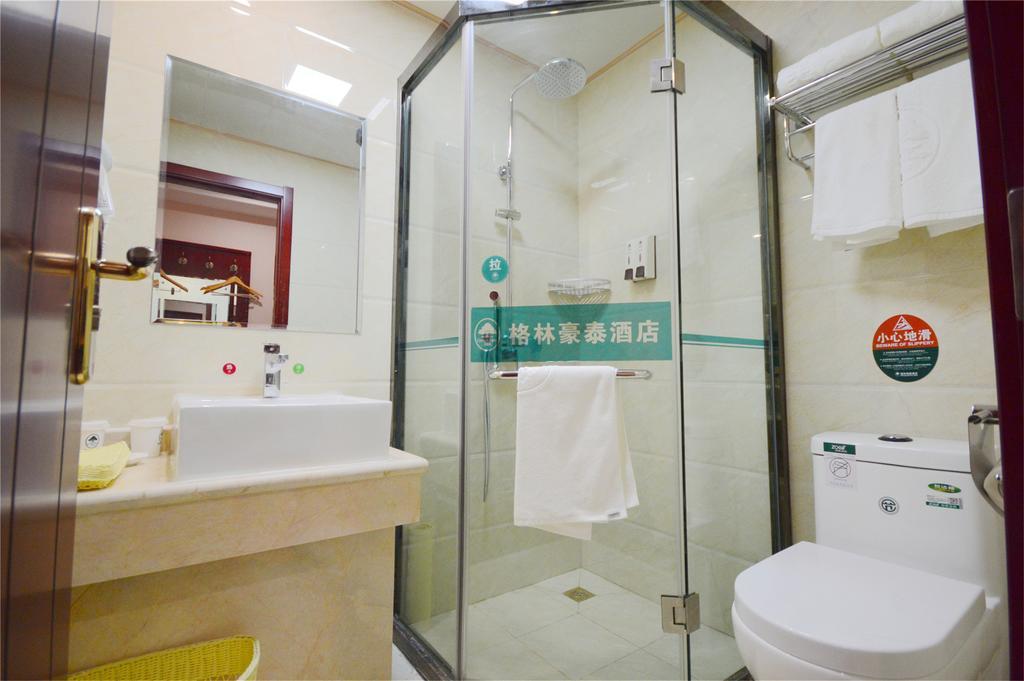 Greentree Inn Henan Xinyang Changan Road Business Hotel Xinyang (Henan) מראה חיצוני תמונה